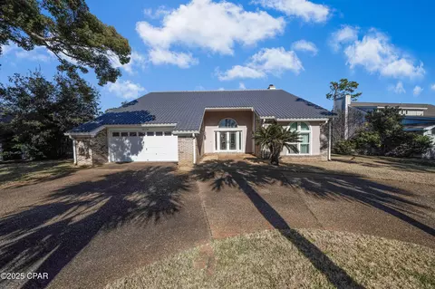 1004 Barracuda Dr, Panama City, FL 32408