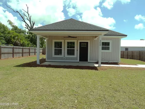 308 E 8th St, Panama City, FL 32401