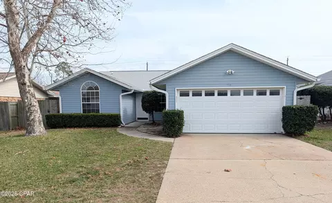 716 J J Dr, Panama City, FL 32404