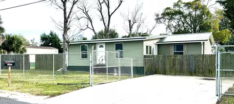 3202 E 2nd Pl, Panama City, FL 32401