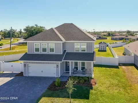 233 Martingale Loop, Lynn Haven, FL 32444
