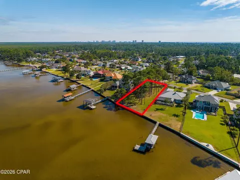 306 Moonlight Bay Dr, Panama City Beach, FL 32407