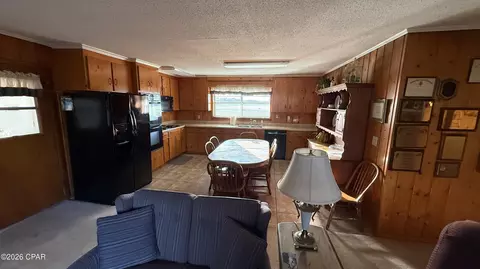 5526 Old U S Rd, Malone, FL 32445 photo 9