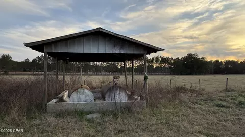5526 Old U S Rd, Malone, FL 32445 photo 18