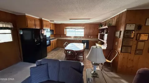 5526 Old U S Rd, Malone, FL 32445 photo 9