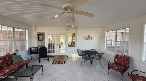 5526 Old U S Rd, Malone, FL 32445 photo 4