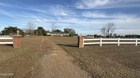5526 Old U S Rd, Malone, FL 32445 photo 22