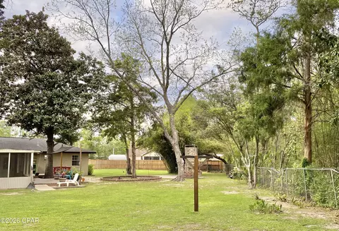 Exterior - 807 Maple St, Chipley, FL 32428 photo 17 of 26