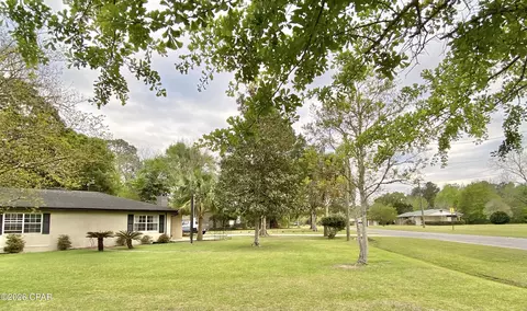 Exterior - 807 Maple St, Chipley, FL 32428 photo 10 of 26