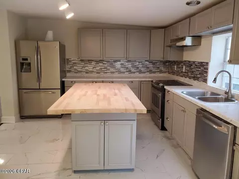 Kitchen - 807 Maple St, Chipley, FL 32428 photo 1 of 2