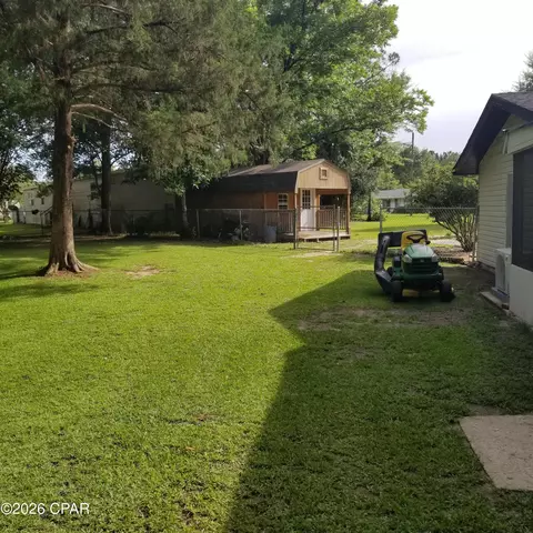 Exterior - 807 Maple St, Chipley, FL 32428 photo 14 of 26