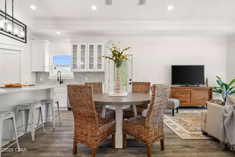 285 N Wells St, Panama City Beach, FL 32413