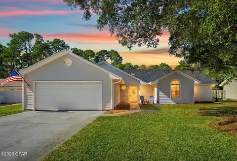 1722 Wahoo Cir, Panama City Beach, FL 32408