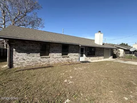 922 Arrow St, Panama City, FL 32404