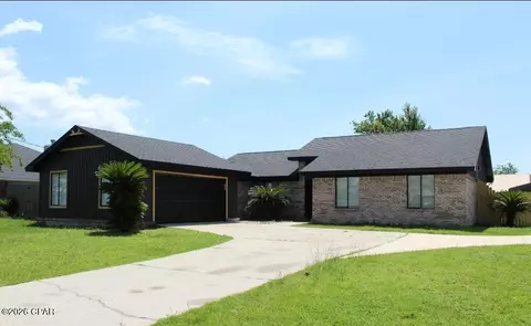 1706 Massachusetts Ave, Lynn Haven, FL 32444