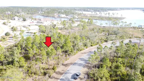 1014 Reel Easy Dr, Panama City, FL 32404