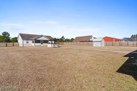 561 Lakepointe Dr, Chipley, FL 32428 photo 33