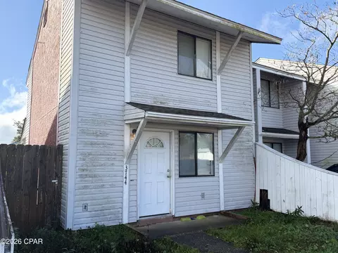3744 E 9th St, Panama City, FL 32401