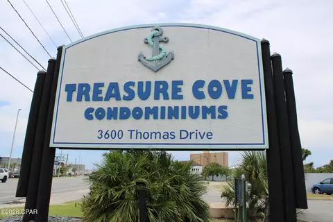 3600 Thomas Dr #C209, Panama City, FL 32408