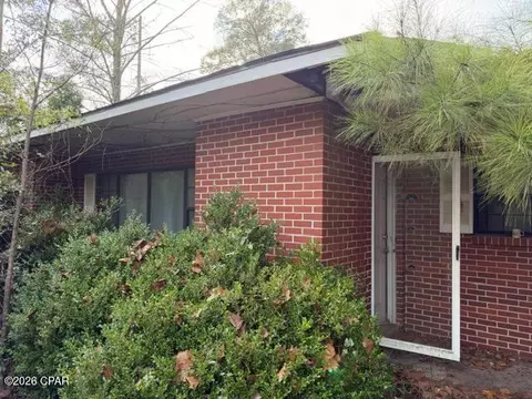 2733 Poplar Springs Rd, Marianna, FL 32446