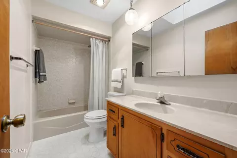 Bath - 3922 Vistula Dr, Chipley, FL 32428 photo 3 of 4