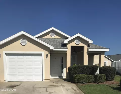 111 Beacon Ln, Panama City Beach, FL 32407