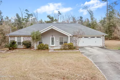2609 Choctaw Trl, Marianna, FL 32446
