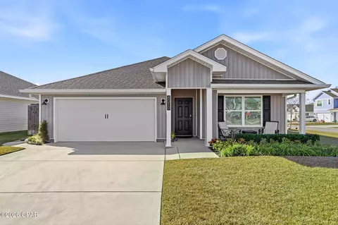 4019 Pioneer Ln, Panama City, FL 32404