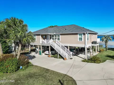 1484 Alligator Dr, Alligator Point, FL 32346