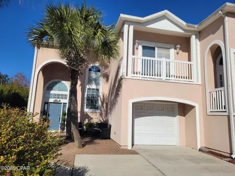 6216 N Lagoon Dr, Panama City, FL 32408
