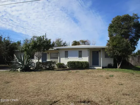 1901 Hickory Ave, Panama City, FL 32405