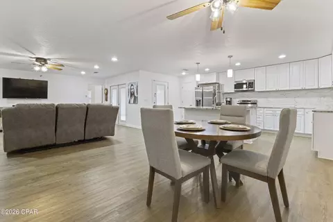 Dining - 2139 Dothan Ct, Chipley, FL 32428 photo 1 of 1