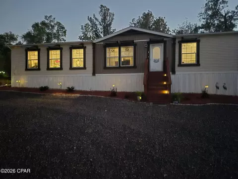 2739 Bellaire Ct, Alford, FL 32420