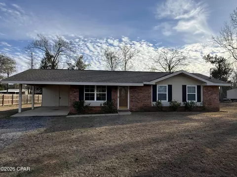4903 Zinnia Dr, Marianna, FL 32446