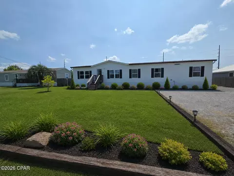 134 N Larry Dr, Panama City, FL 32404