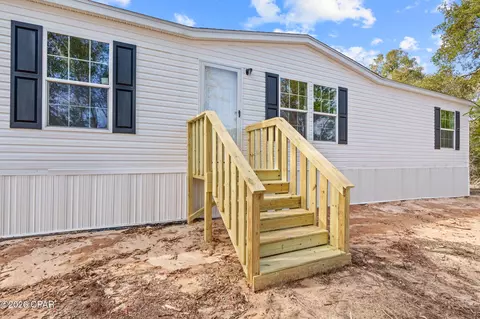 4322 Moss Hill Rd, Chipley, FL 32428
