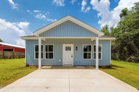 7521 Walker Dr, Panama City, FL 32404