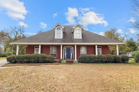 3419 Country Club Ct, Lynn Haven, FL 32444