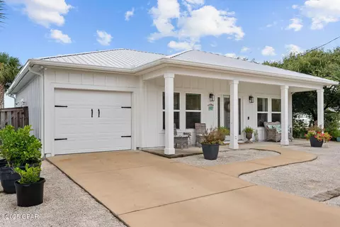 302 S San Souci St, Panama City Beach, FL 32413