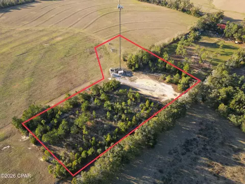 982 Oswald Rd, Chipley, FL 32428 photo 1