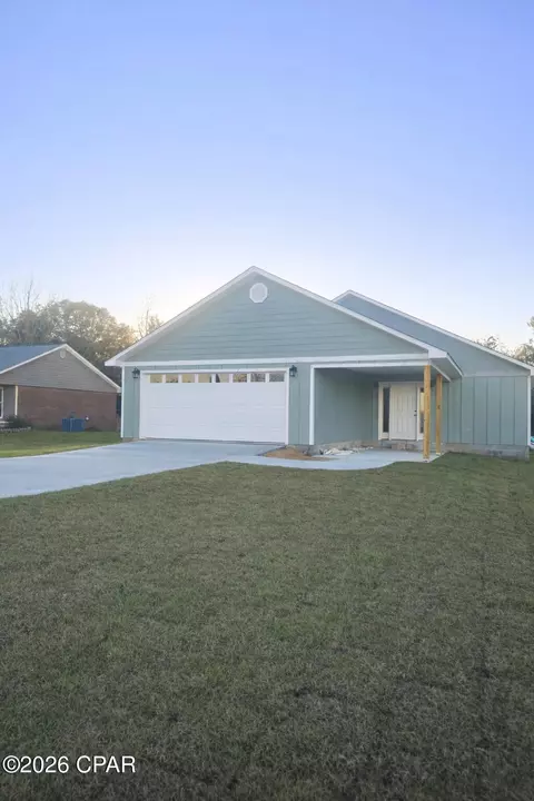 3377 Old U S Rd, Marianna, FL 32446