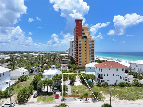 4119 Safari St, Panama City Beach, FL 32408