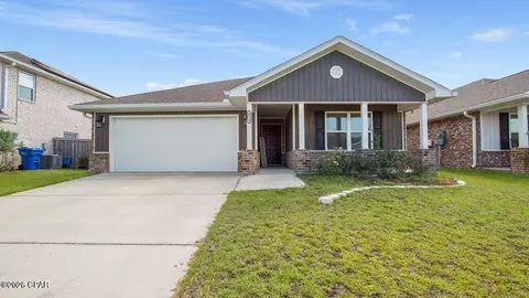 4774 Firefly Ln, Panama City, FL 32404