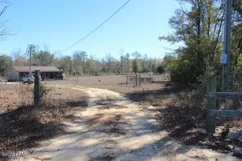 6297 Americus Rd, Marianna, FL 32446