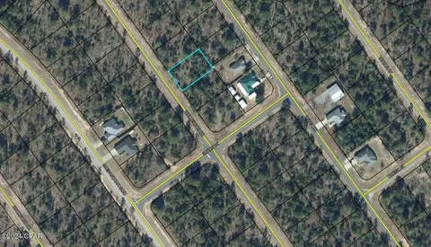 2330 Walkerton Dr, Chipley, FL 32428