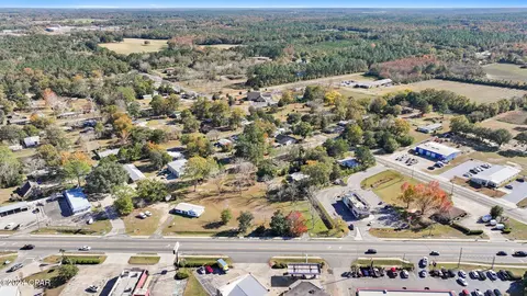 1217 Main St, Chipley, FL 32428 photo 2
