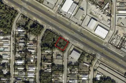 351 Twin Lakes Dr, Panama City Beach, FL 32413