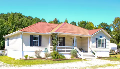 469 Old Bay City Rd, Wewahitchka, FL 32465