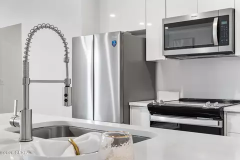 Kitchen - 6730 Cherry St, Callaway, FL 32404 photo 4 of 5