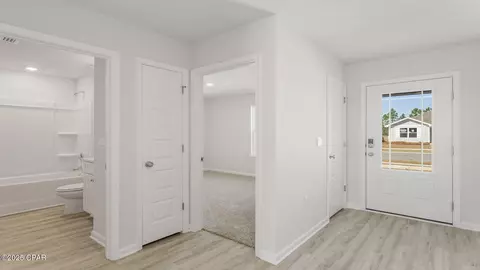 Entry Way - 2072 Apollo Dr, Chipley, FL 32428 photo 3 of 4
